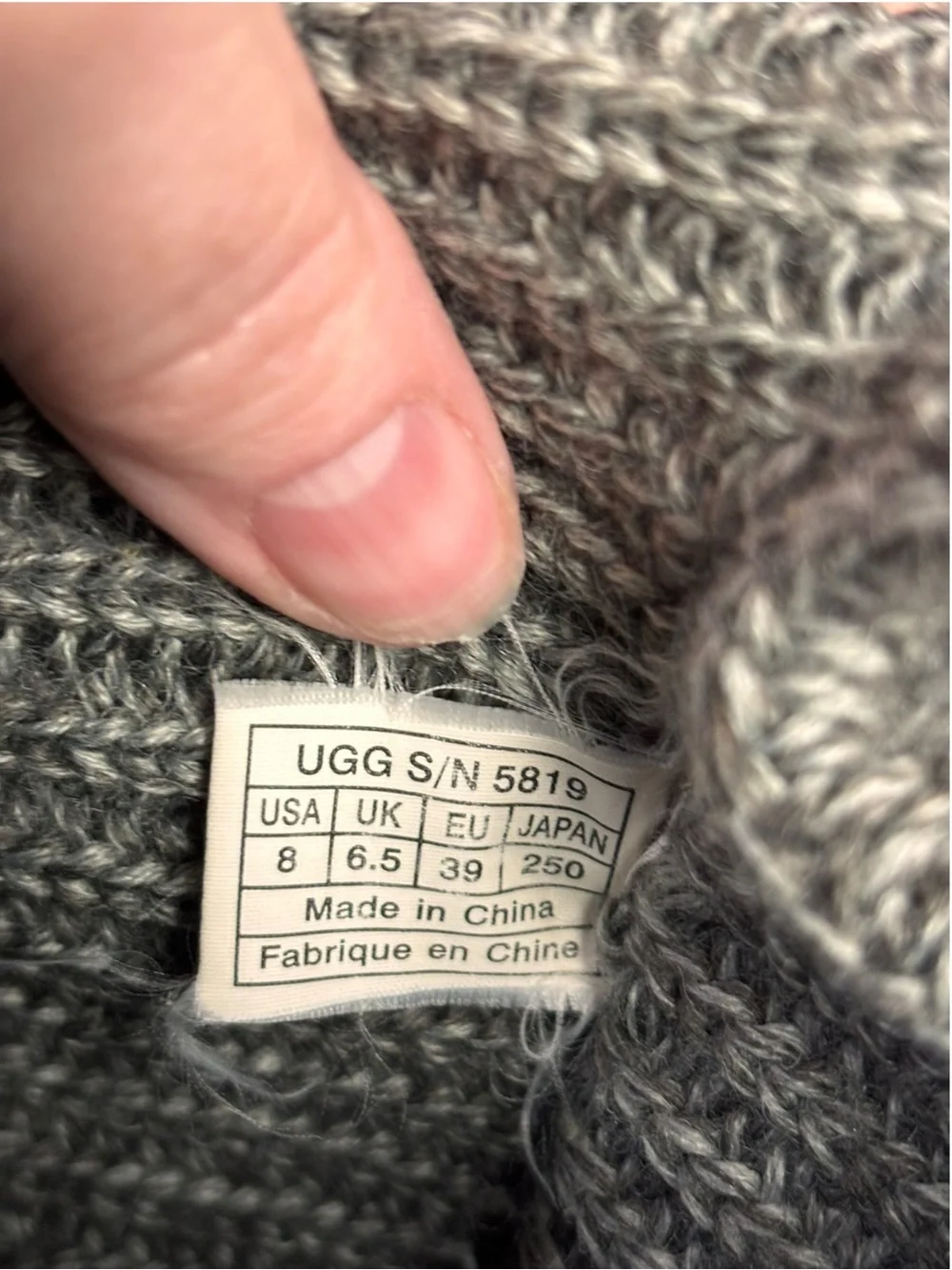 UGG Classic Cardy Gray Knit Sweater Boots – Women’s Size 8